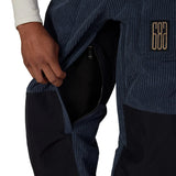 686 2.5L Ghost Mens Pant 2027 | available at Willi's Ski and Board shops