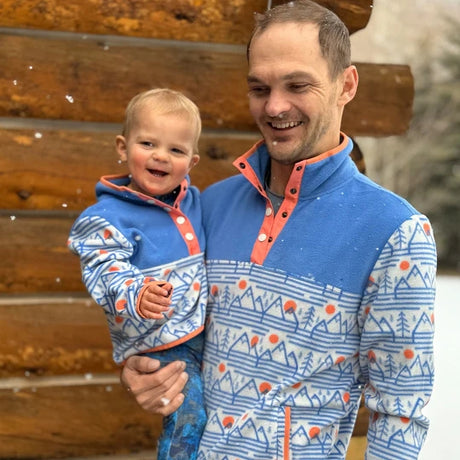 Jack And Sage Summit Serenity Junior Fleece mid layer -- front view on model showing mid layer insulation