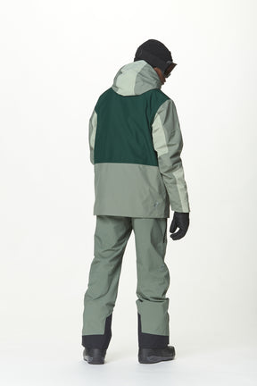 Picture Dugnad Mens Jacket ski jacket -- Shadow Laurel colorway front view on model with hood and cuffs