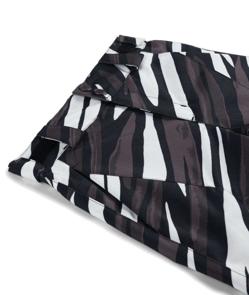Spyder Olympia Juinor Pant ski pant -- Tiger Polar 8 colorway boot gaiter and cuff detail